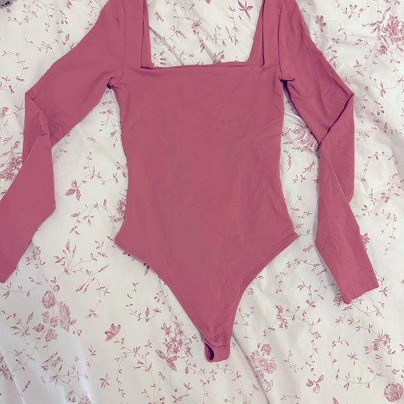 Babaton contour bodysuit - Picture 4 of 5
